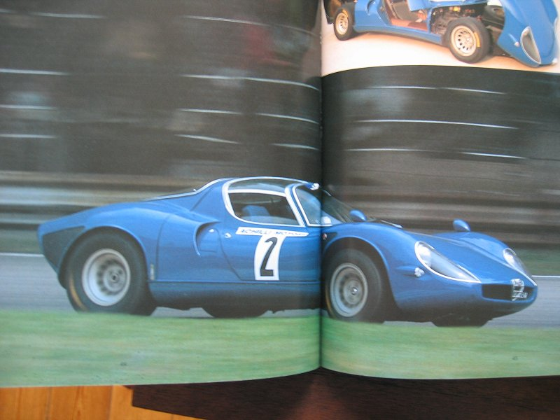 Illustration for article titled Everyone know the 33 Stradale?